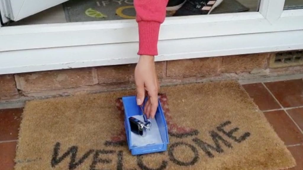 HallCraft-develop-Covid-19-safe-car-collection-service