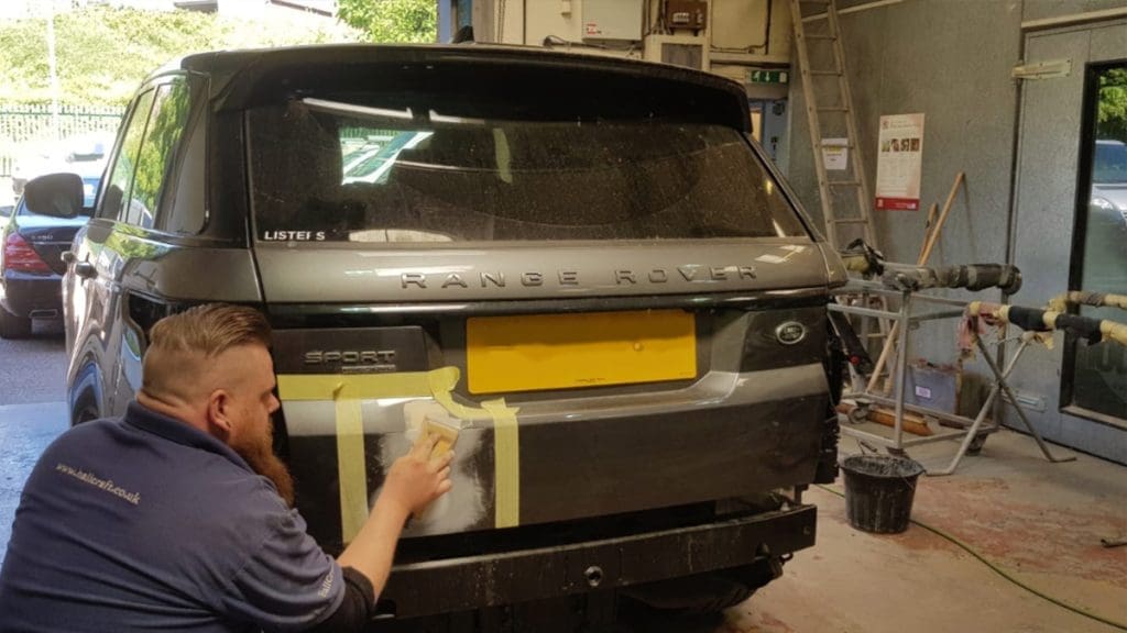 HallCraft accident repair centre in Cradley Heath