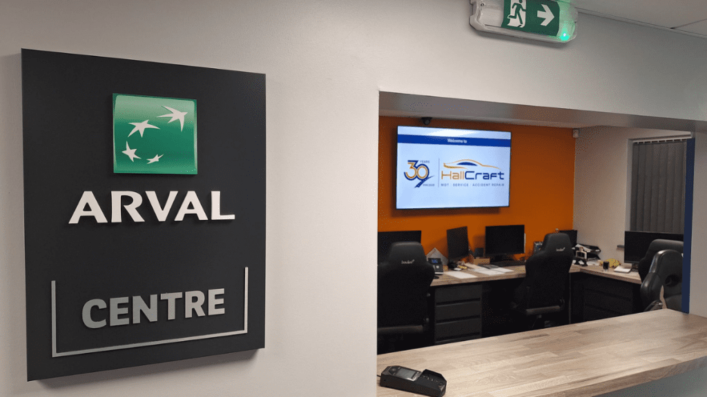 HallCraft are Arval Approved Service Centre
