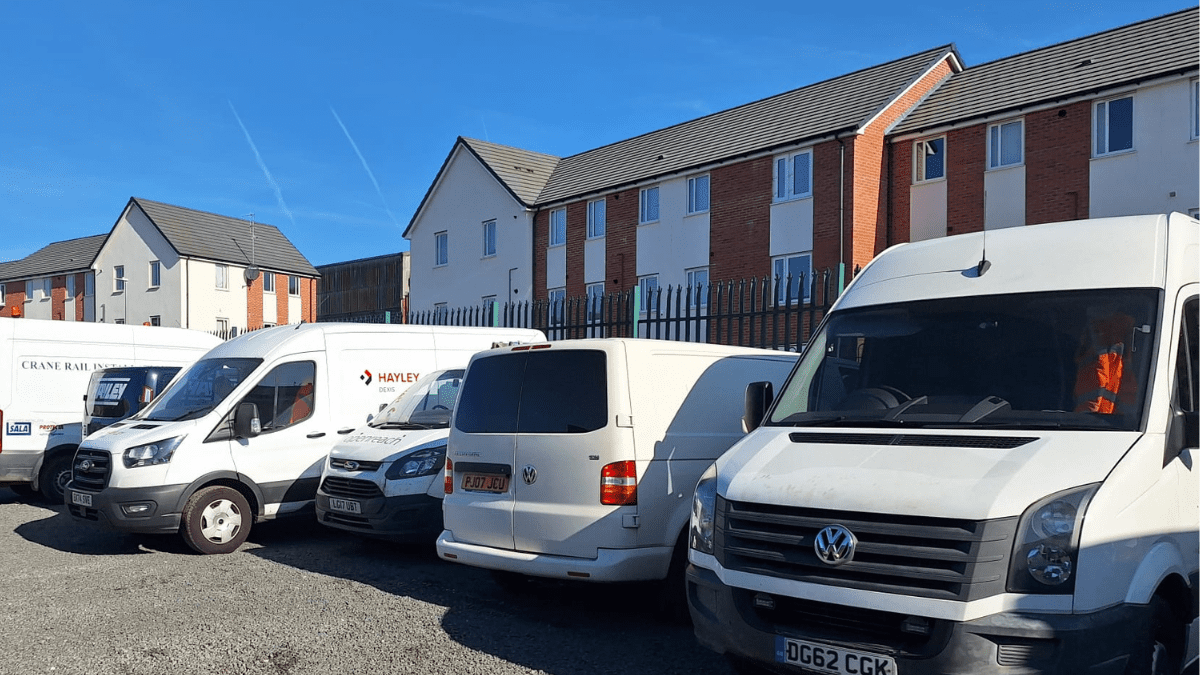 HallCraft seek Ford LCV Technician